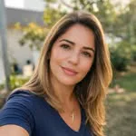 Foto da corretora Renata Melo