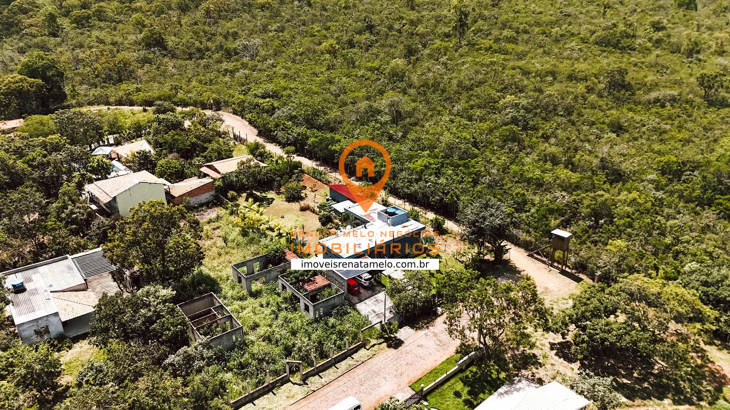 Casa com spa, pomar e 1.000 m² de lote em condomínio fechado