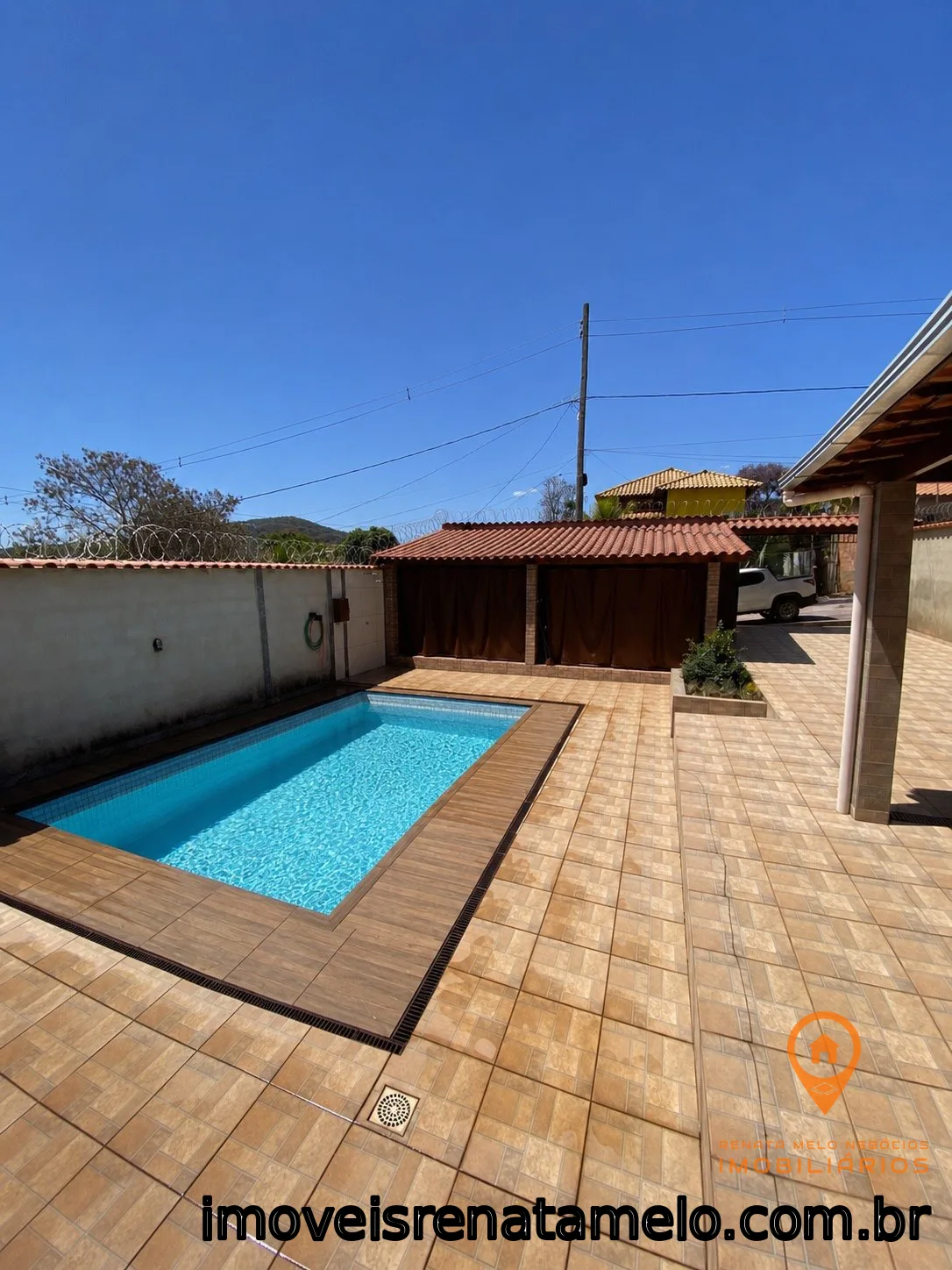 Casa em Baldim com piscina e área gourmet, porteira fechada