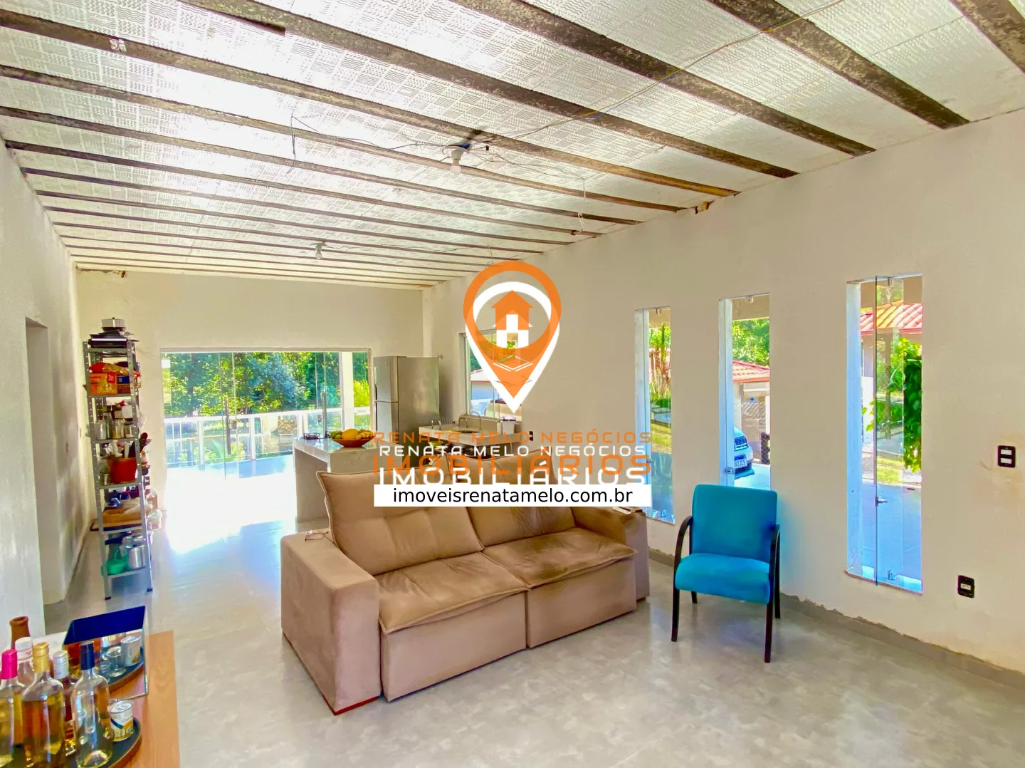 Casa de 216 m² com vista para a mata em condomínio fechado