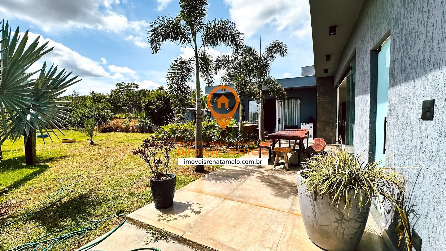 Casa com spa, pomar e 1.000 m² de lote em condomínio fechado
