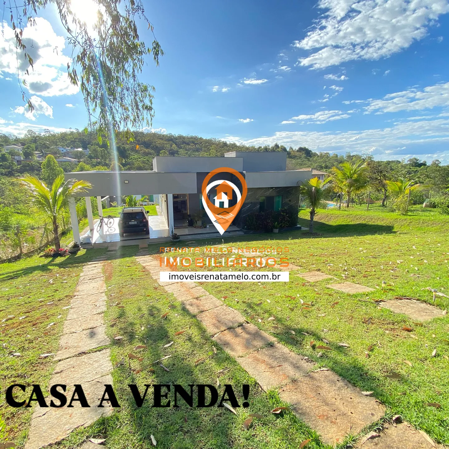 Casa de 4 quartos com terraço para a mata em condomínio fechado