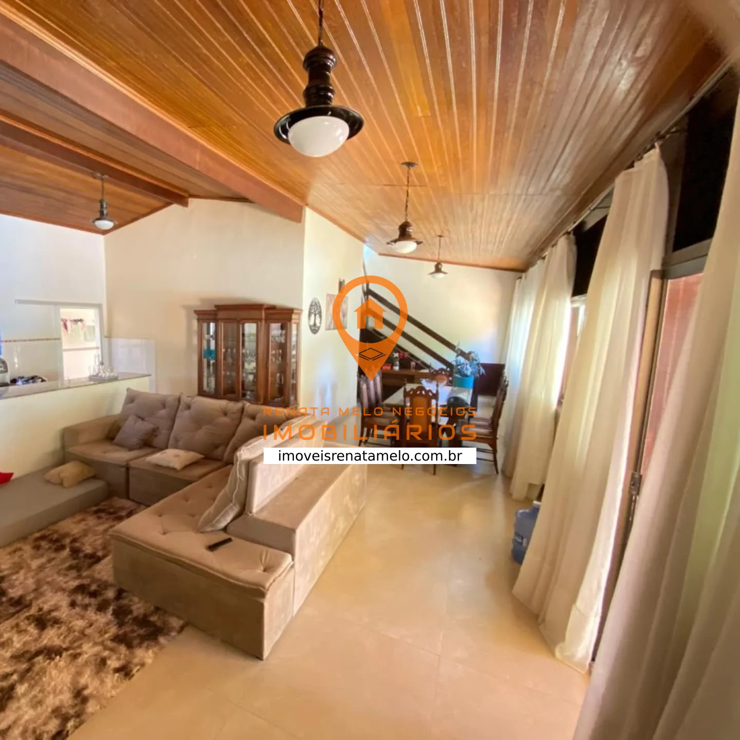 Casa de 4 quartos com piscina no Condomínio Estância da Mata