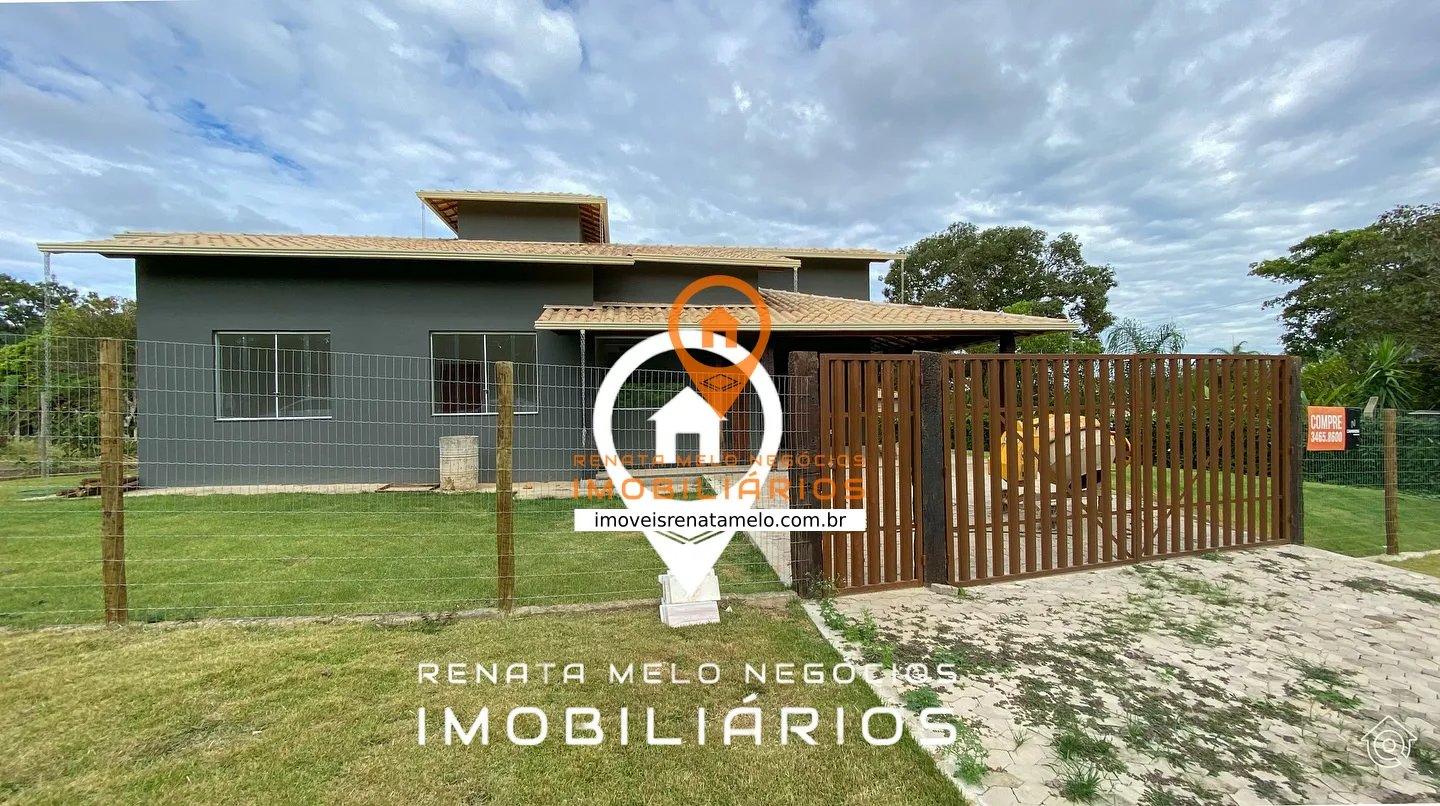 Casa de 3 quartos com piscina e 1.000 m² de terreno