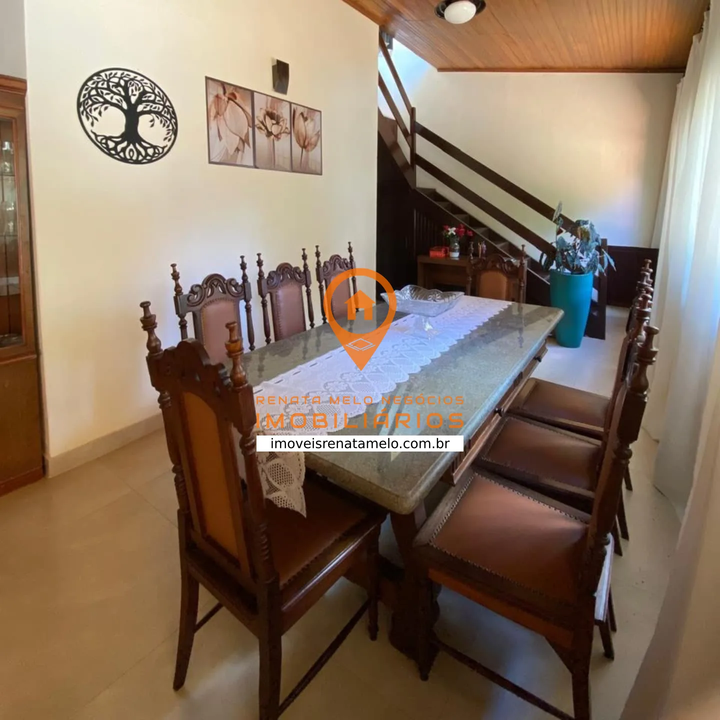 Casa de 4 quartos com piscina no Condomínio Estância da Mata