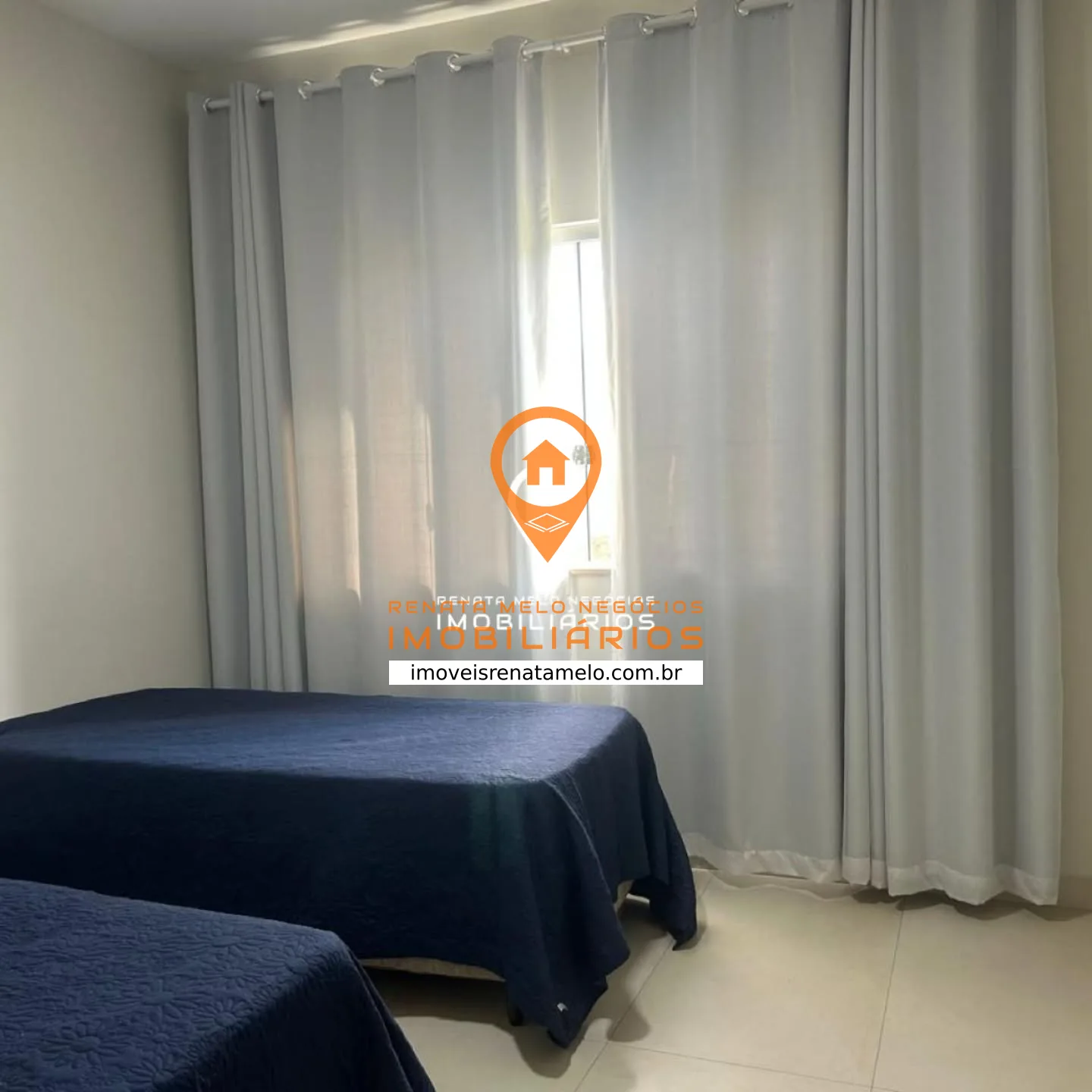 Casa moderna de 277 m² com piscina em condomínio fechado