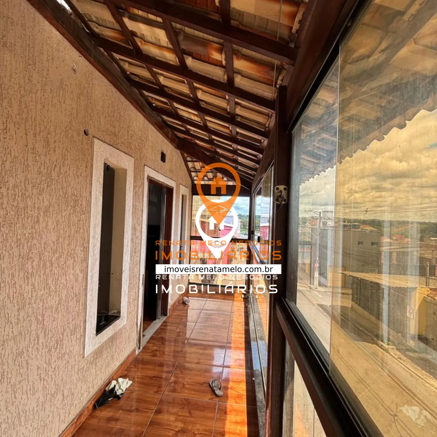 Apartamento de 3 quartos com terraço e 2 lojas na Vila Fagundes